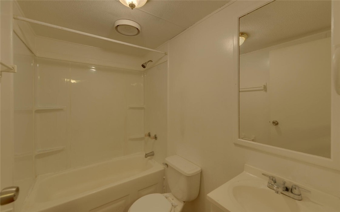 1504 Chandler Ferry Road Hartwell, GA 30643 - Photo 23 of 48 Gallery Image 23
