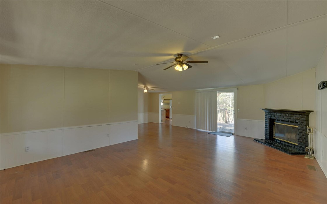 1504 Chandler Ferry Road Hartwell, GA 30643 - Photo 4 of 48 Gallery Image 4