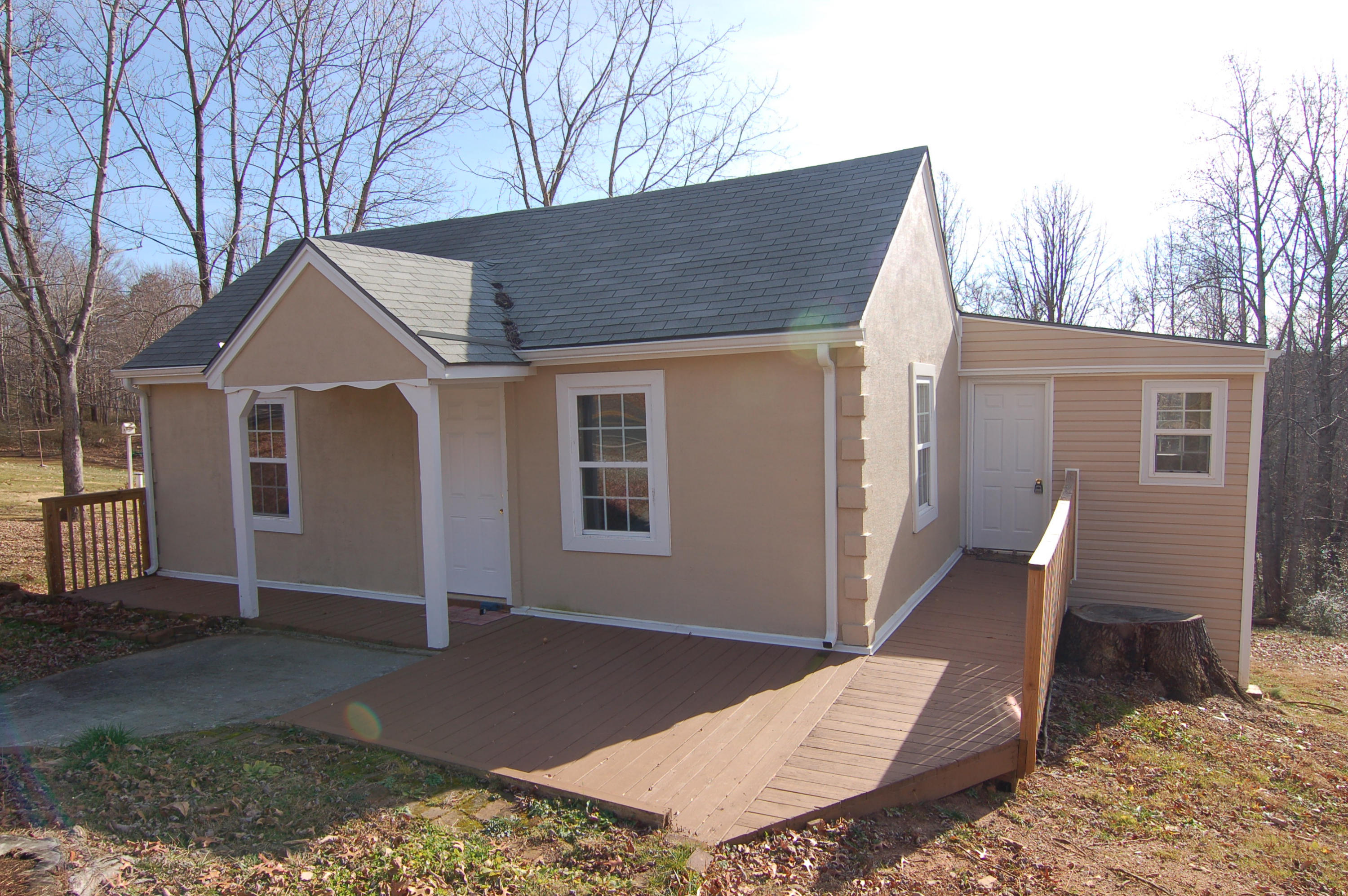 1030 Doe Run Road Rocky Mount, VA 24151 - Photo 2 of 26 DSC_0032