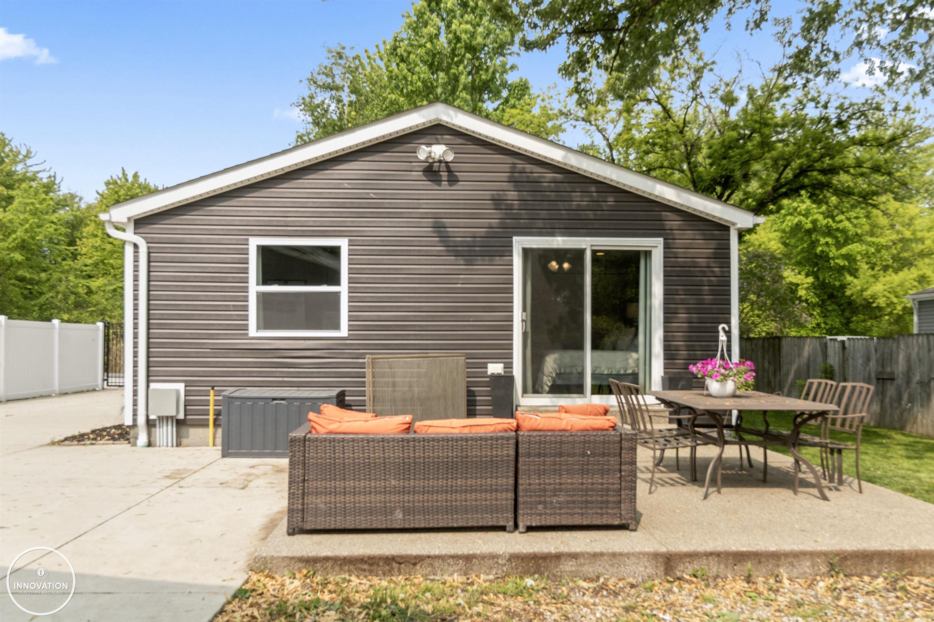 7249 Meldrum Road Fair Haven, MI 48023 - Photo 38 of 40 50176929-104f8b6d-b814-4563-9112-aeb238884e45.JPG