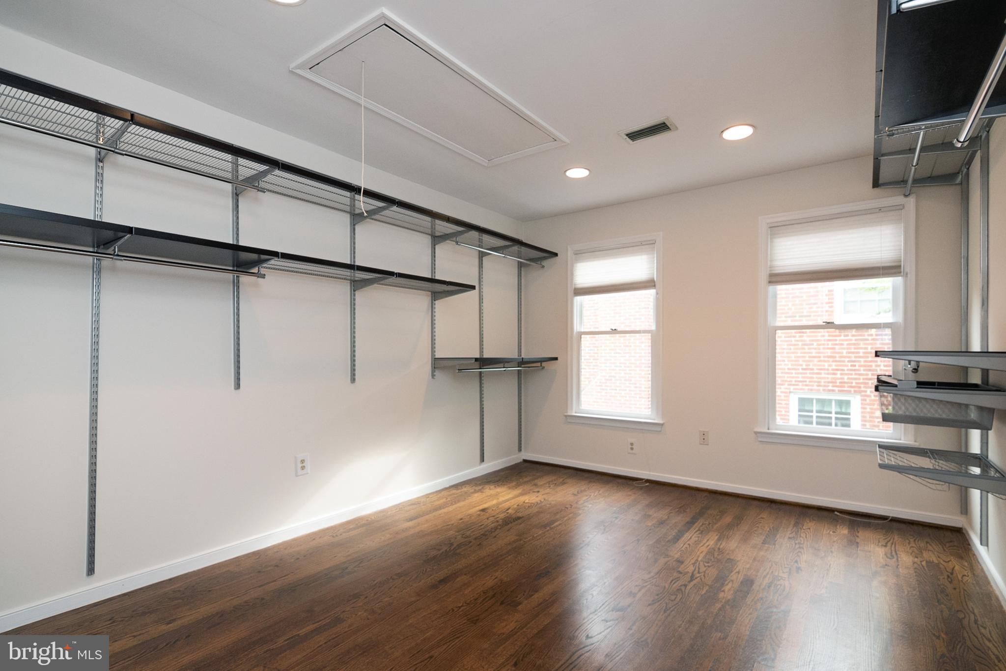 4864 33rd Road North Arlington, VA 22207 - Photo 27 of 45 Gallery Image 27