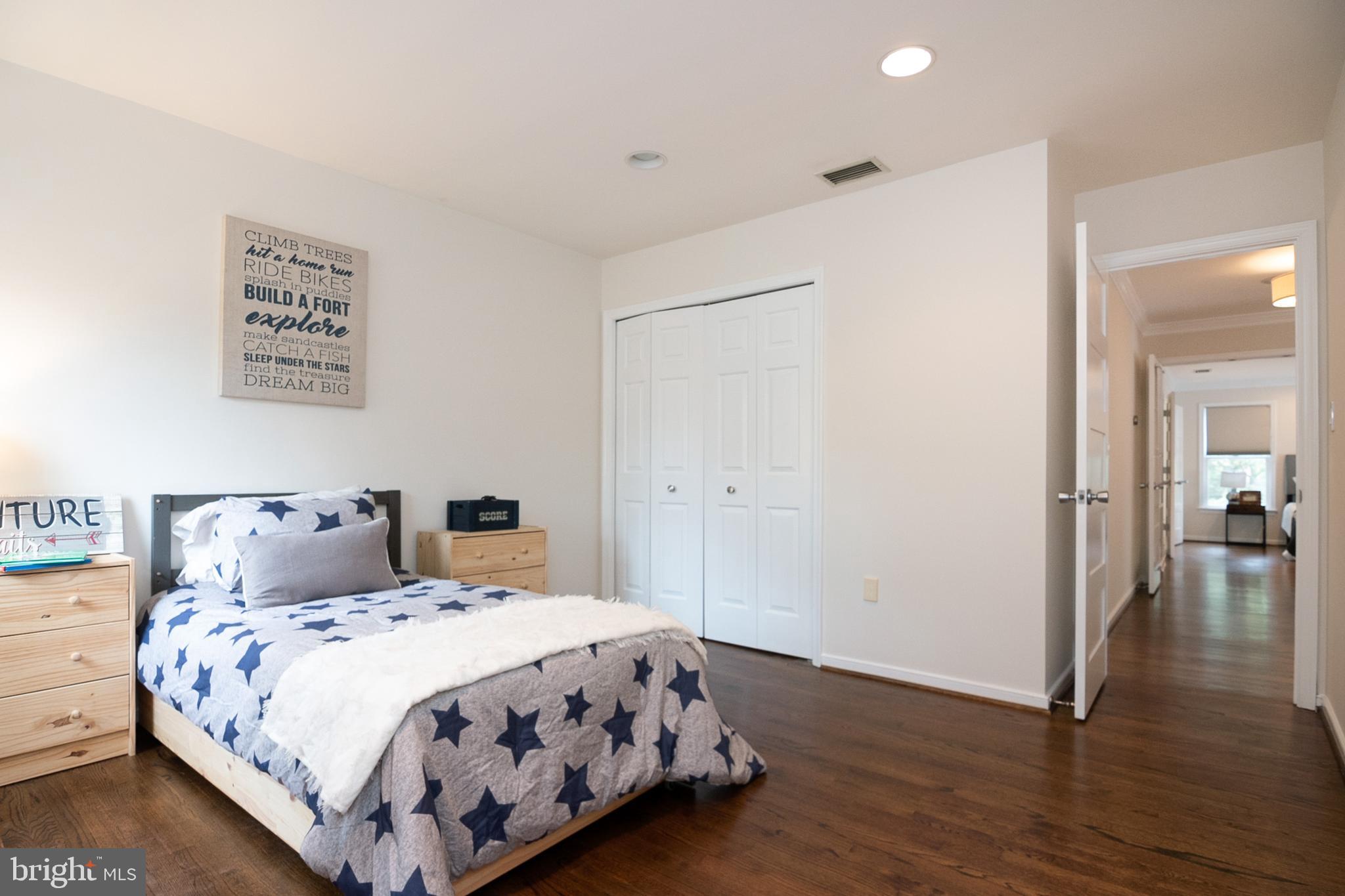 4864 33rd Road North Arlington, VA 22207 - Photo 29 of 45 Gallery Image 29