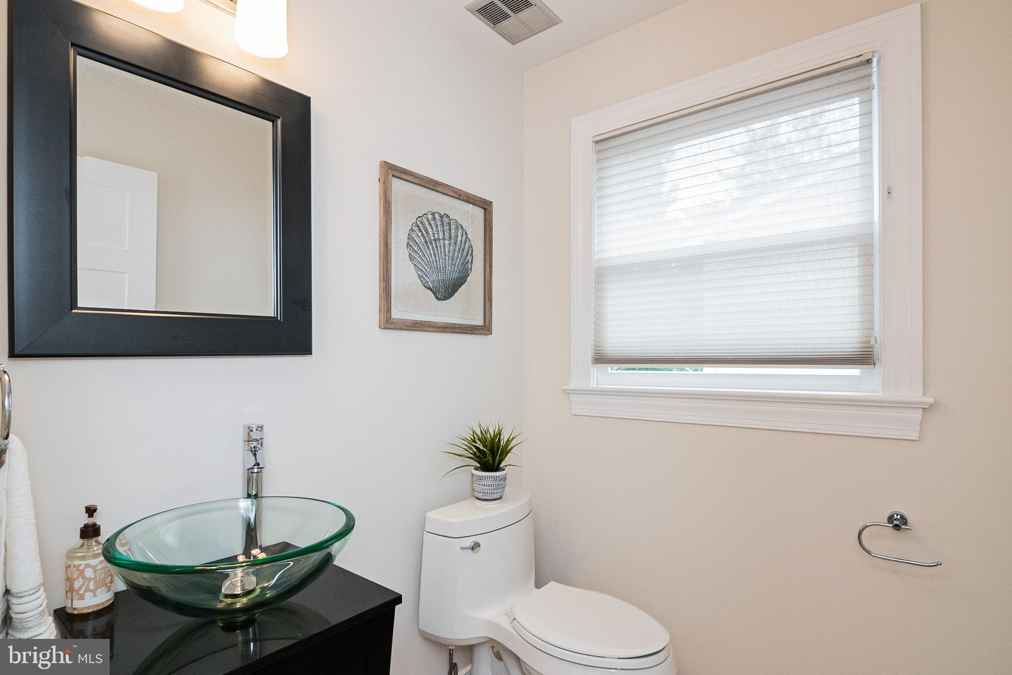 4864 33rd Road North Arlington, VA 22207 - Photo 36 of 45 Gallery Image 36