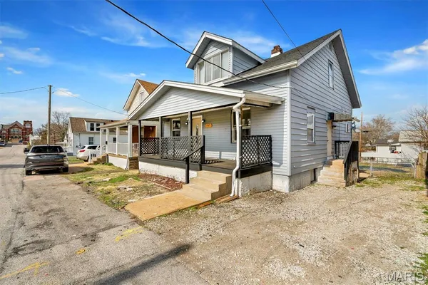 $210,000 | 705 Lagro Avenue, Lemay, MO 63125