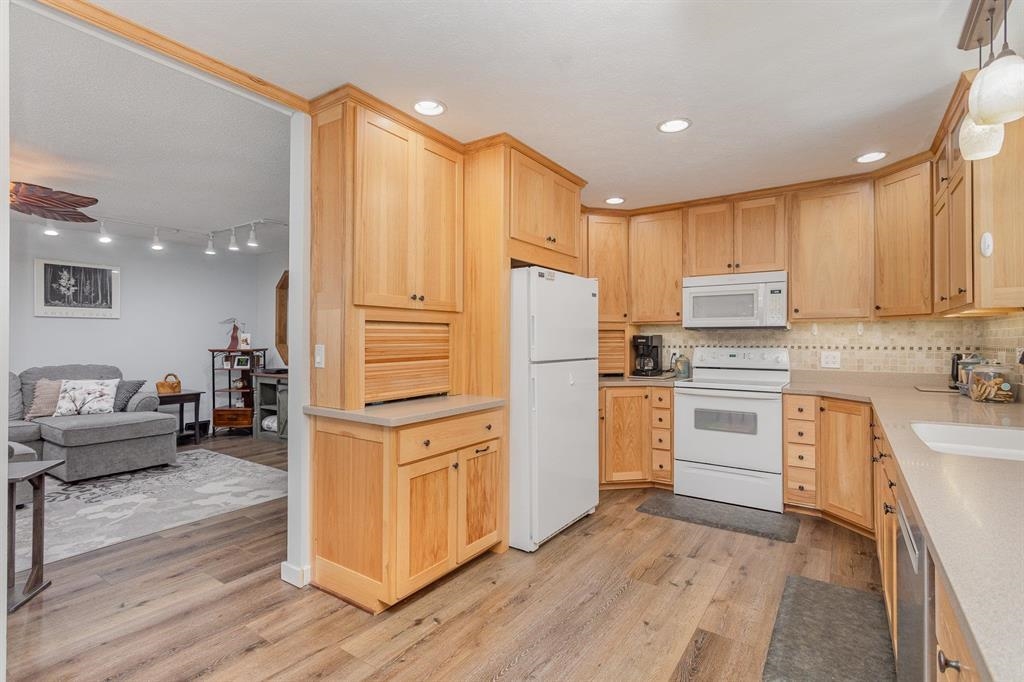 535 East Howard Road Beaverton, MI 48612 - Photo 16 of 52