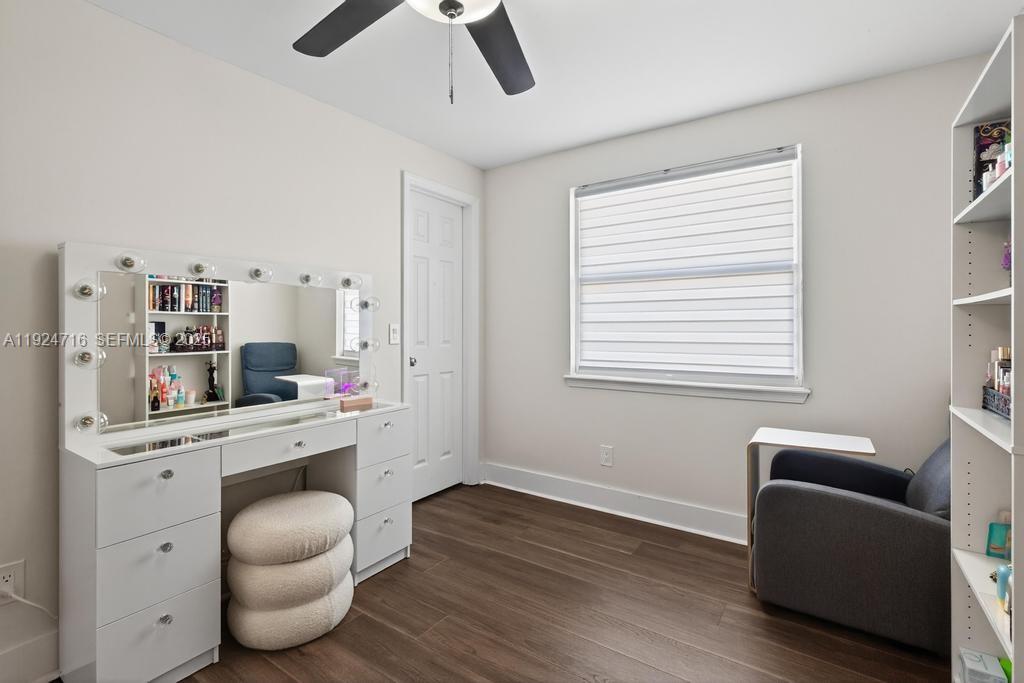 8210 Sailmaker Lane Jacksonville, FL 32210 - Photo 42 of 61 a workspace with furniture and window