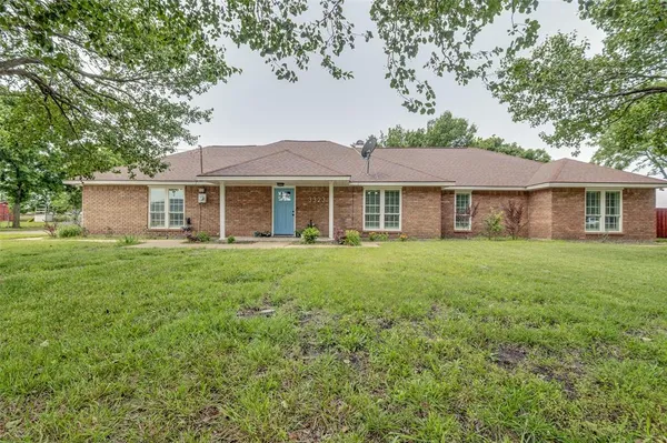 $440,000 | 3323 Dasher Street, Lancaster, TX 75146