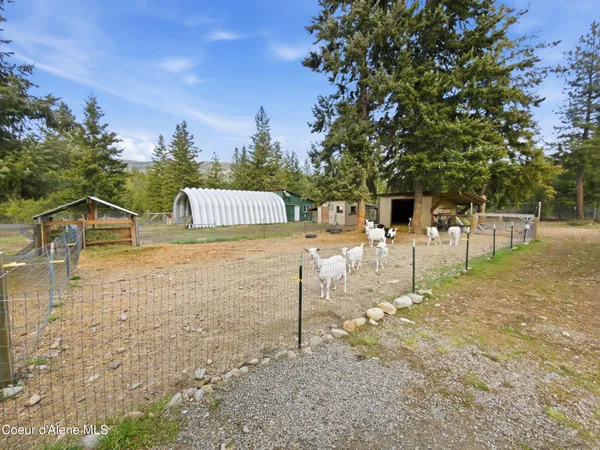 $775,000 | 171 Star Road, Bonners Ferry, ID 83805