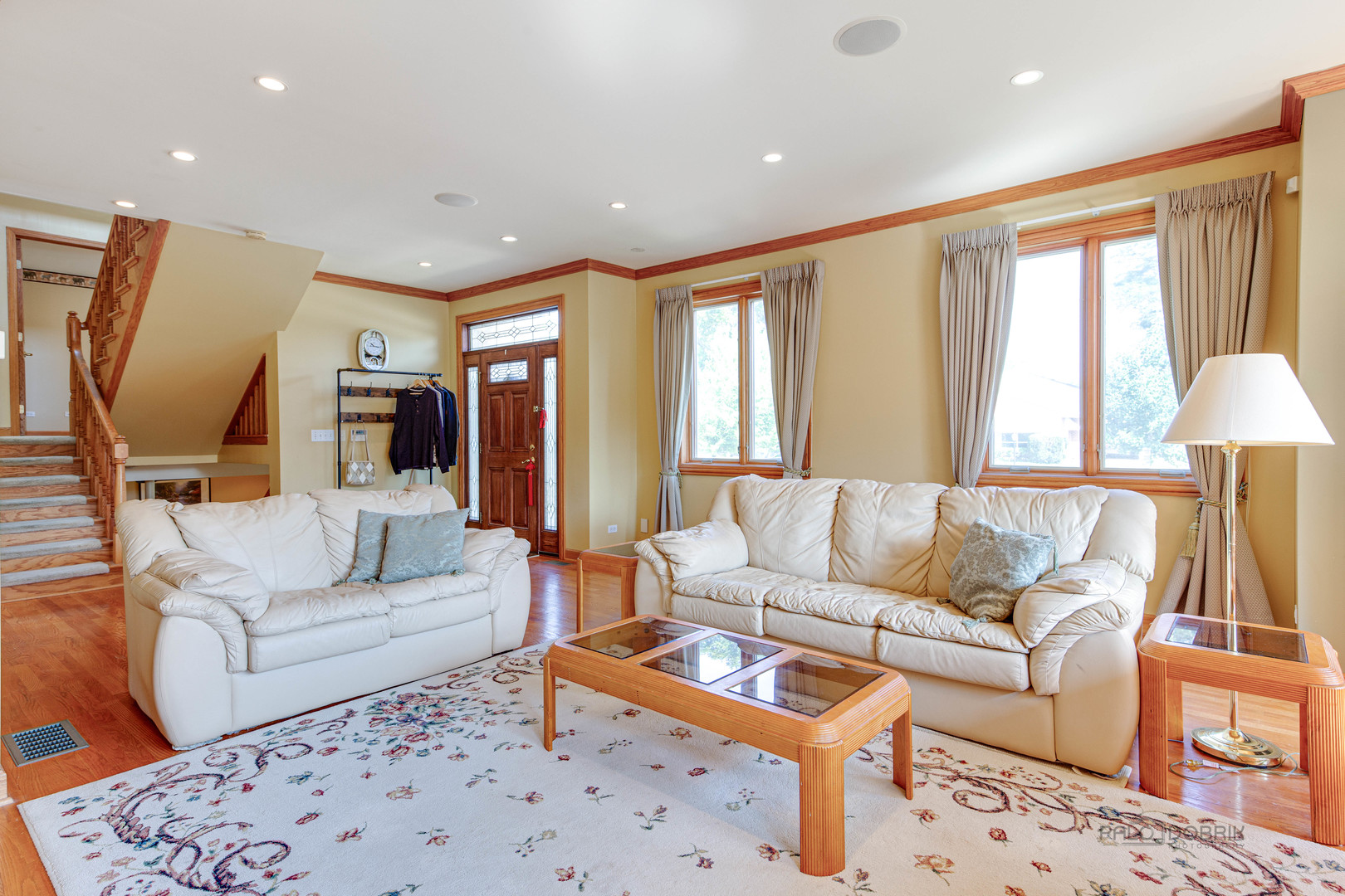 1865 Everett Avenue Des Plaines, IL 60018 - Photo 8 of 38 a living room with furniture and a large window