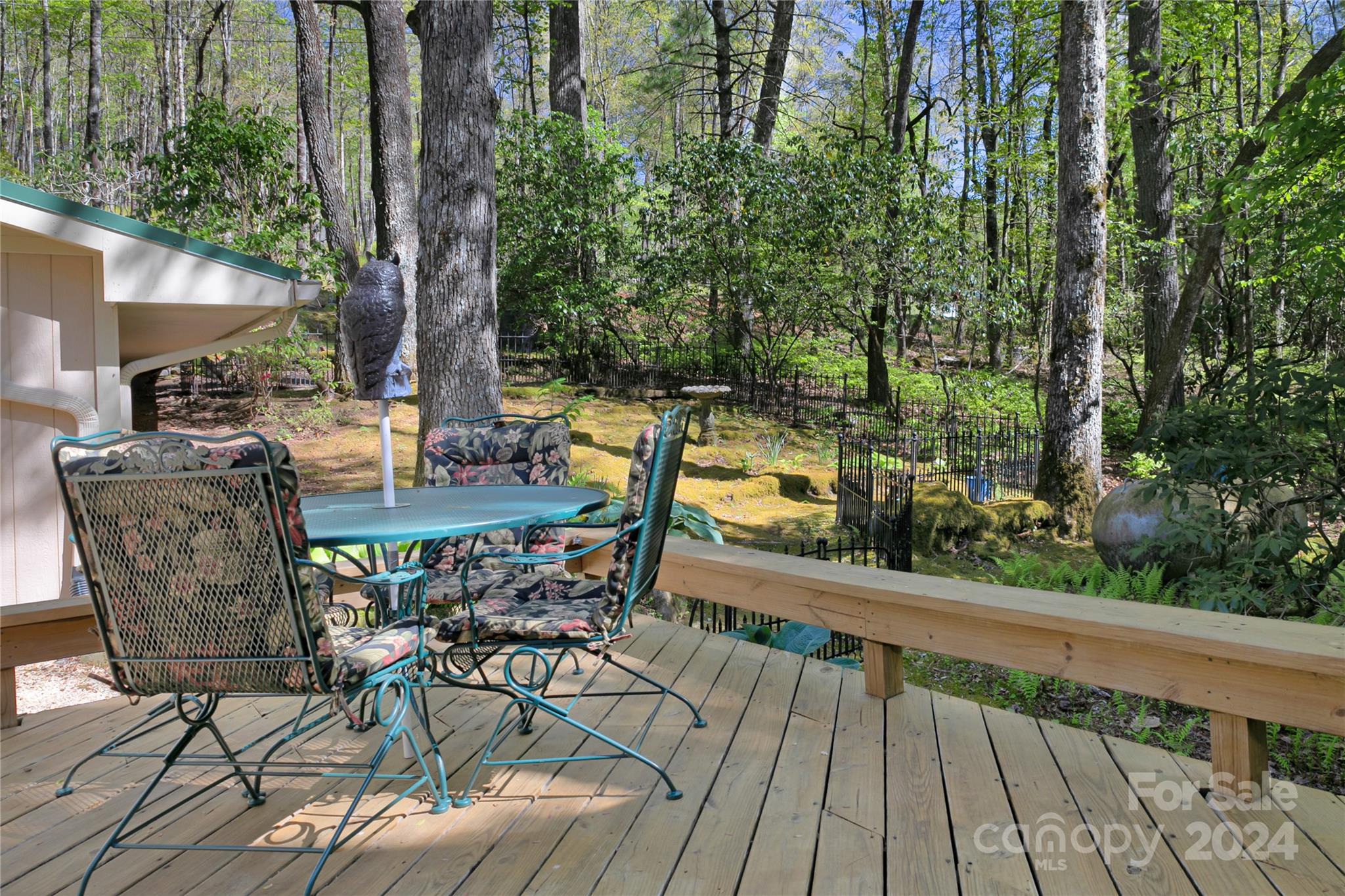 50 Summer Road Cedar Mountain, NC 28718 - Photo 39 of 41 a view of a chairs and table on the balcony