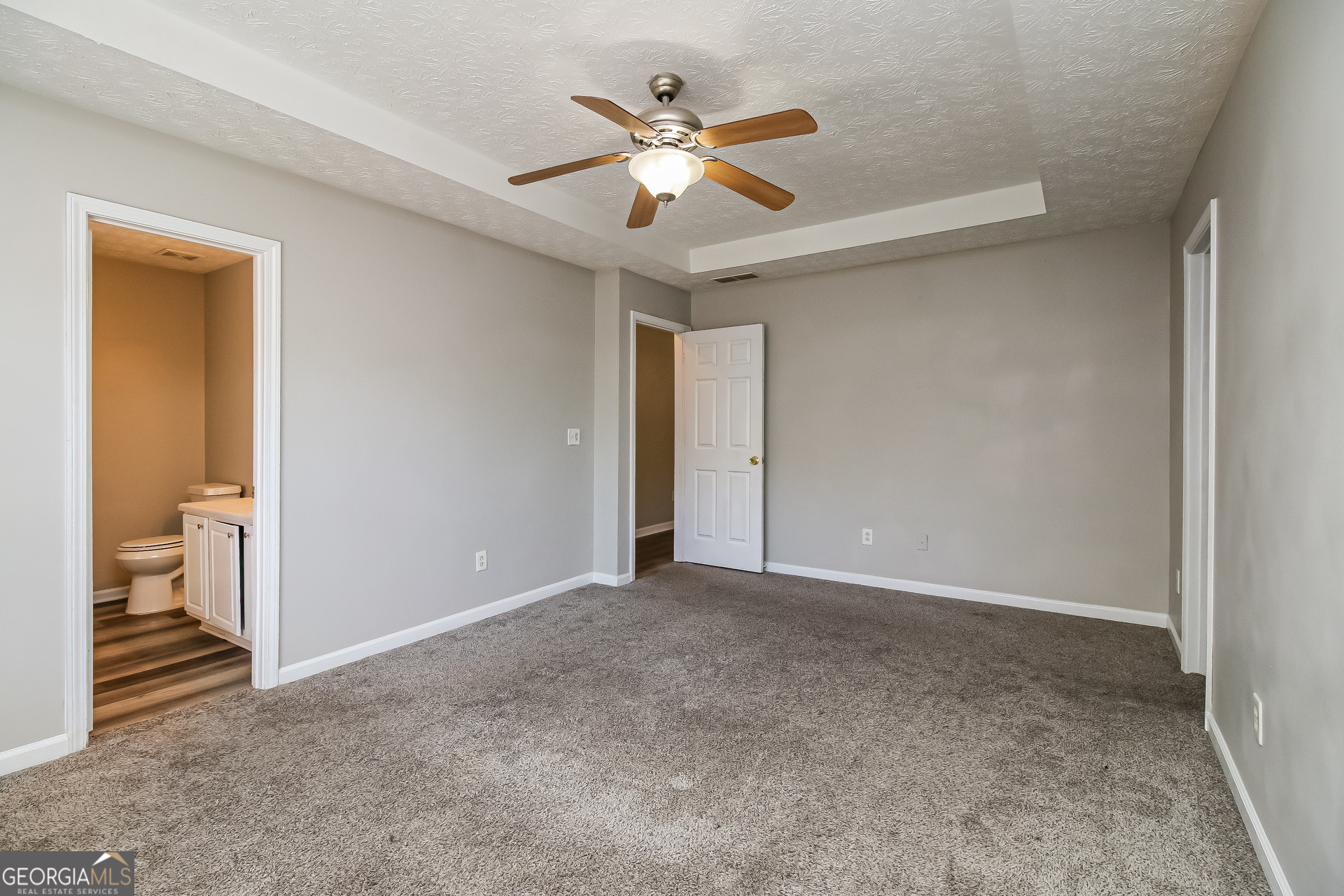 460 Mountainview Drive Covington, GA 30016 - Photo 8 of 15 a view of an empty room with a window