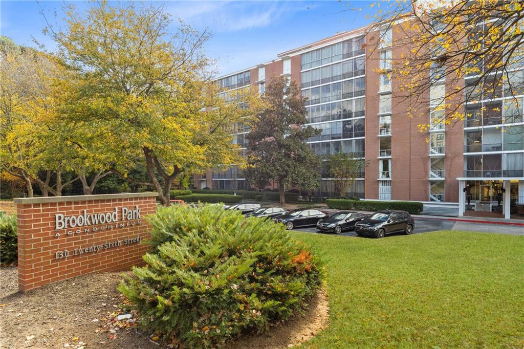 130 26th Street Northwest, Unit 307 Atlanta, GA 30309 - Photo 12 of 12 a view of a garden with pathway