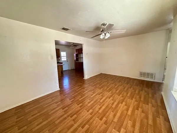 $142,500 | 1518 Maple Street, Kingsville, TX 78363