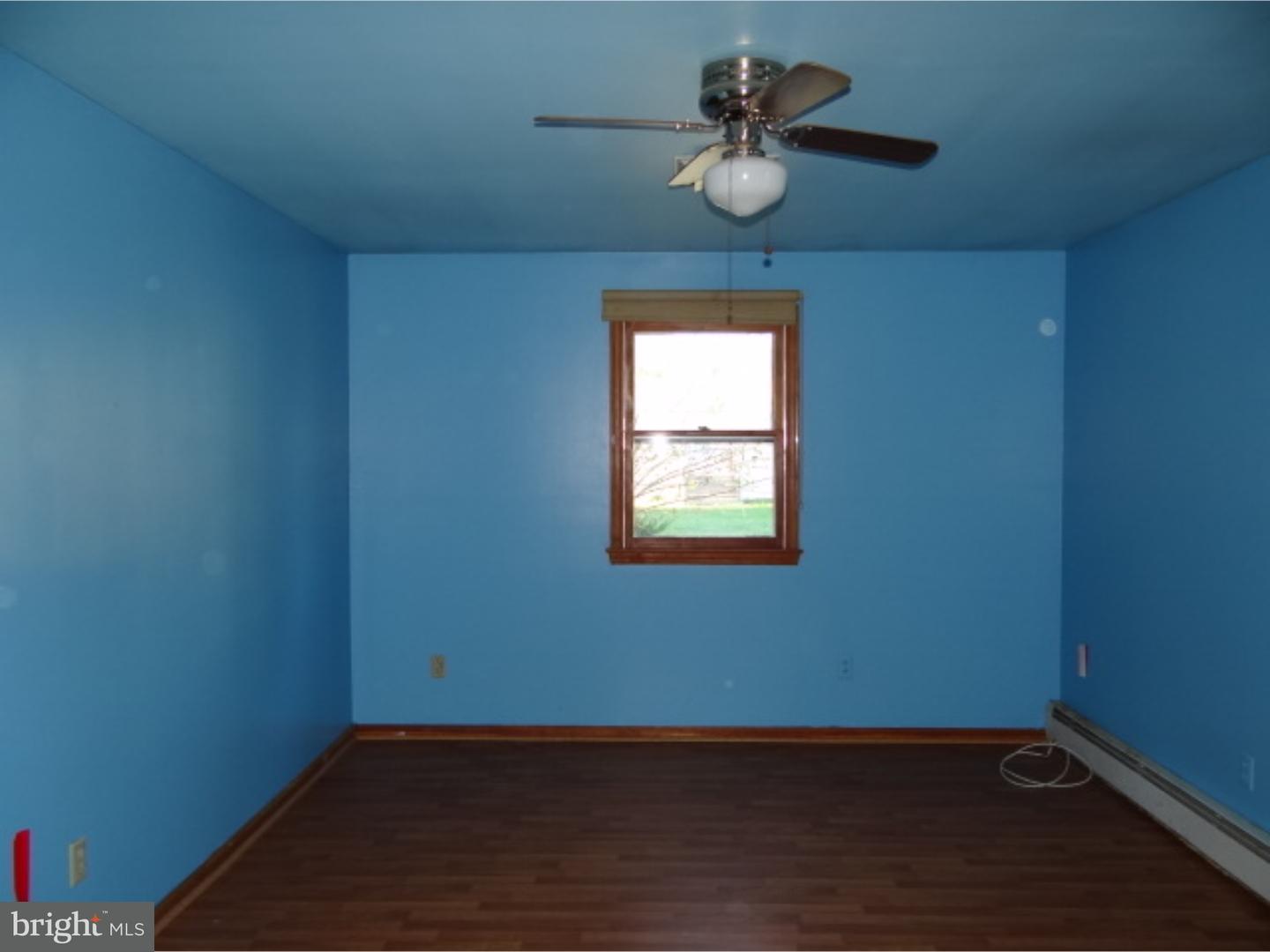 84 Georgia Road Pennsville, NJ 08070 - Photo 10 of 18 Dining Room