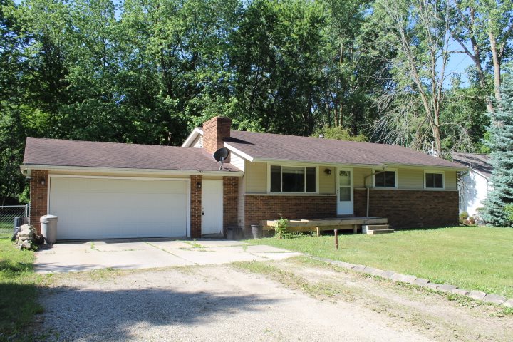 2458 East Farrand Road Clio, MI 48420 - Photo 1 of 18 50015809.JPG