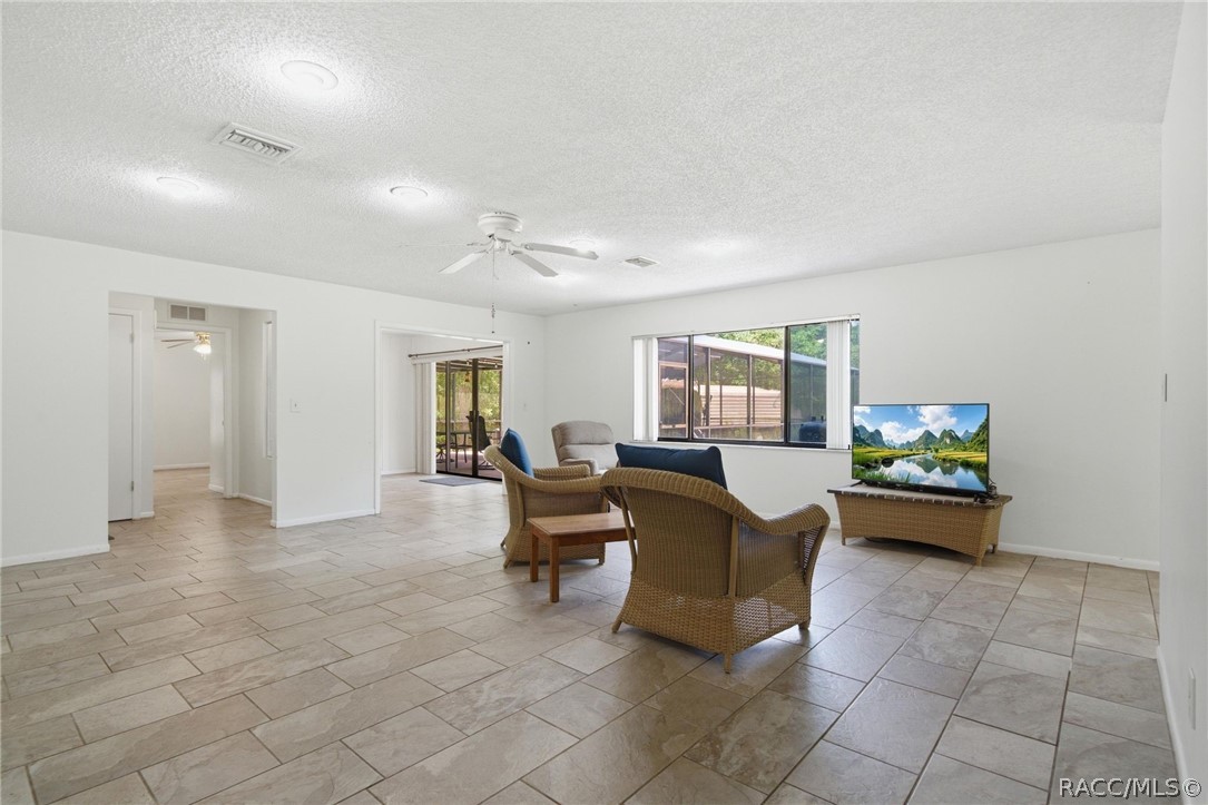 385 North Cornish Point Lecanto, FL 34461 - Photo 10 of 65