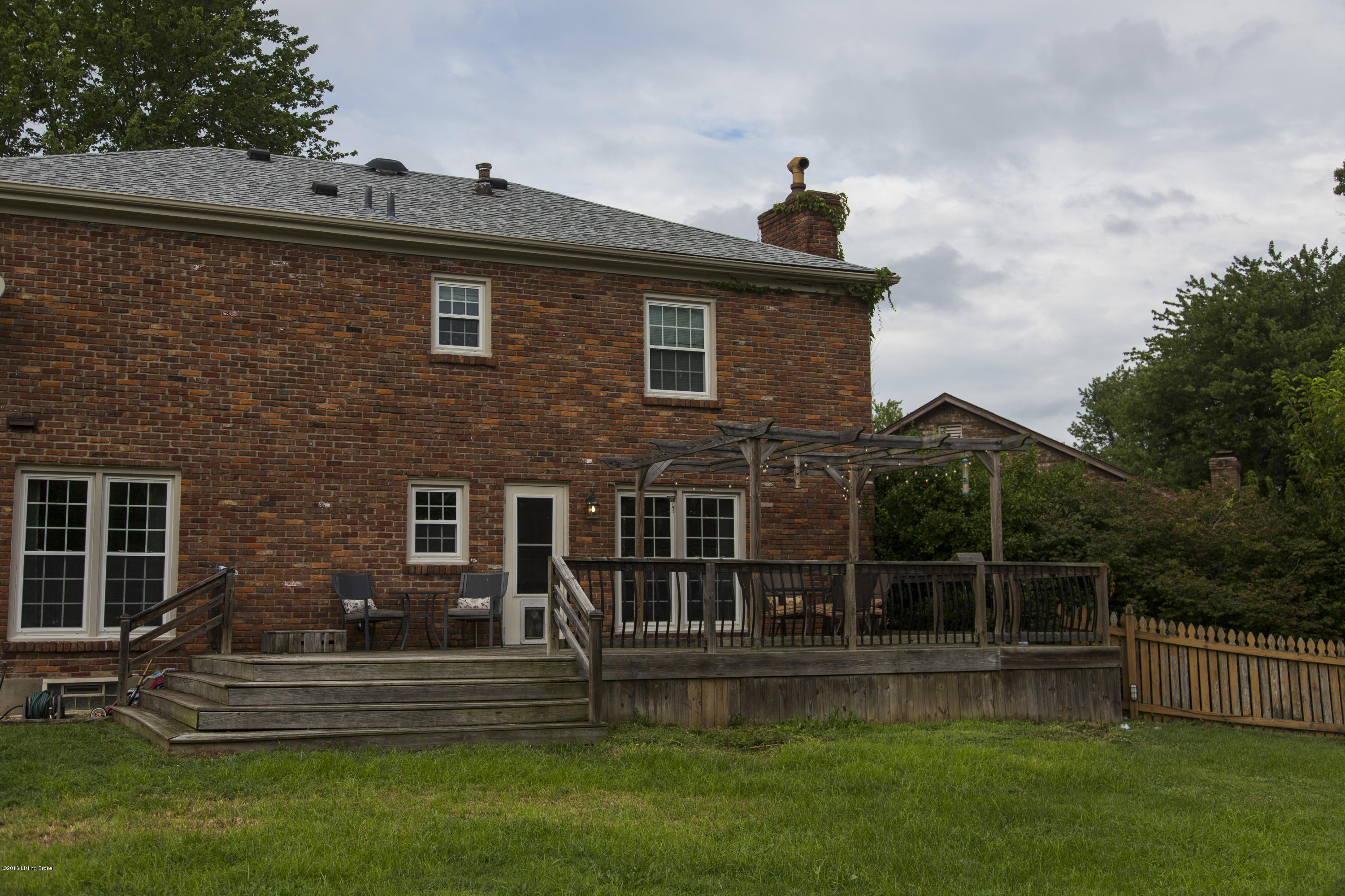 11704 Robindale Road Louisville, KY 40243 - Photo 33 of 39 35