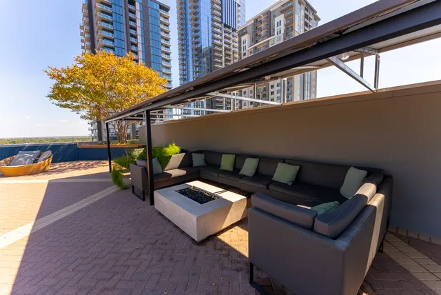 $5,275 | 54 Rainey Street, Unit 1122, Austin, TX 78701