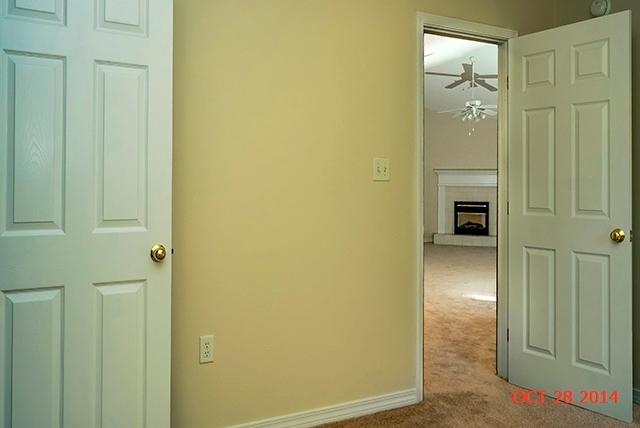 374 Beacon Way Santa Rosa Beach, FL 32459 - Photo 23 of 27 a view of a bathroom from the hallway