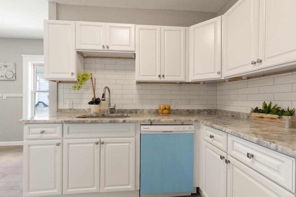 5 Ventura Road Worcester, MA 01604 - Photo 17 of 36 Gallery Image 17