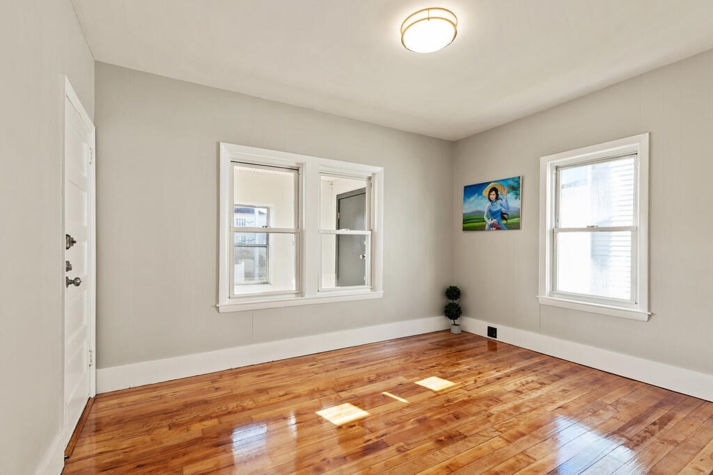 5 Ventura Road Worcester, MA 01604 - Photo 8 of 36 Gallery Image 8