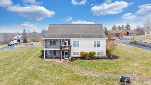 $549,900 | 275 Chestnut Creek Drive, Hardy, VA 24101