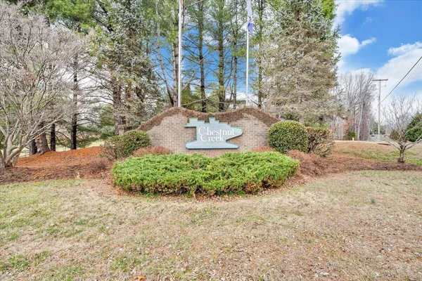 $549,900 | 275 Chestnut Creek Drive, Hardy, VA 24101