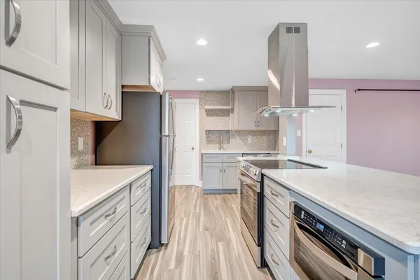 $549,900 | 275 Chestnut Creek Drive, Hardy, VA 24101