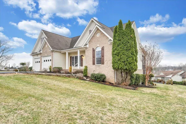 $549,900 | 275 Chestnut Creek Drive, Hardy, VA 24101