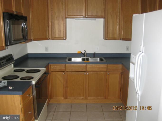 3441 Ridge Road Westminster, MD 21157 - Photo 6 of 10 Kitchen