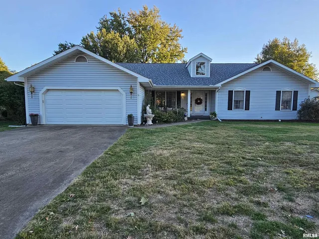 $299,000 | 3517 Victoria Avenue, Mount Vernon, IL 62864