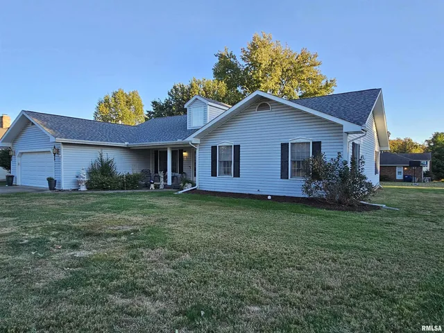 $299,000 | 3517 Victoria Avenue, Mount Vernon, IL 62864