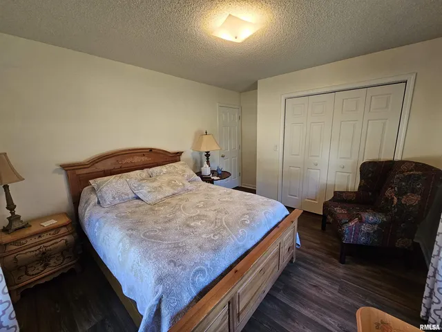 $299,000 | 3517 Victoria Avenue, Mount Vernon, IL 62864