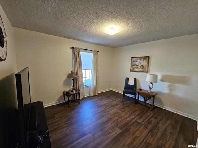 $299,000 | 3517 Victoria Avenue, Mount Vernon, IL 62864