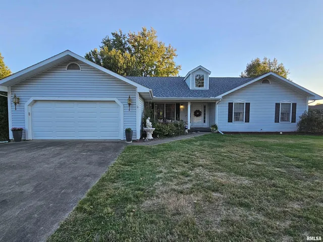 $299,000 | 3517 Victoria Avenue, Mount Vernon, IL 62864