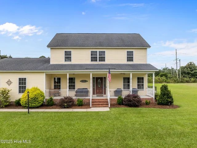$365,000 | 3433 Birchwood Drive, Farmville, NC 27828