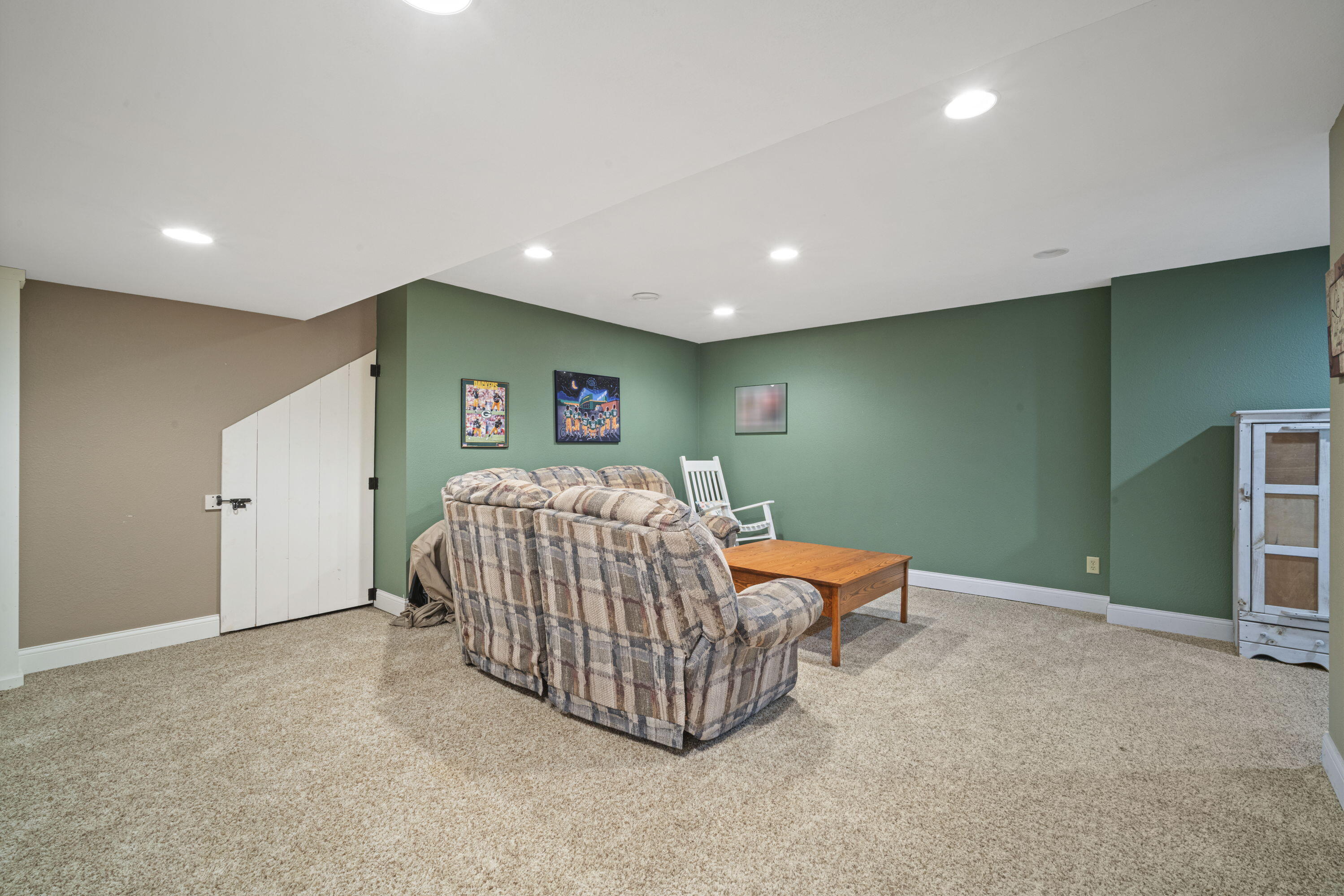 W2454 Timber Court Auburn, WI 53010 - Photo 23 of 31 Finished Basement