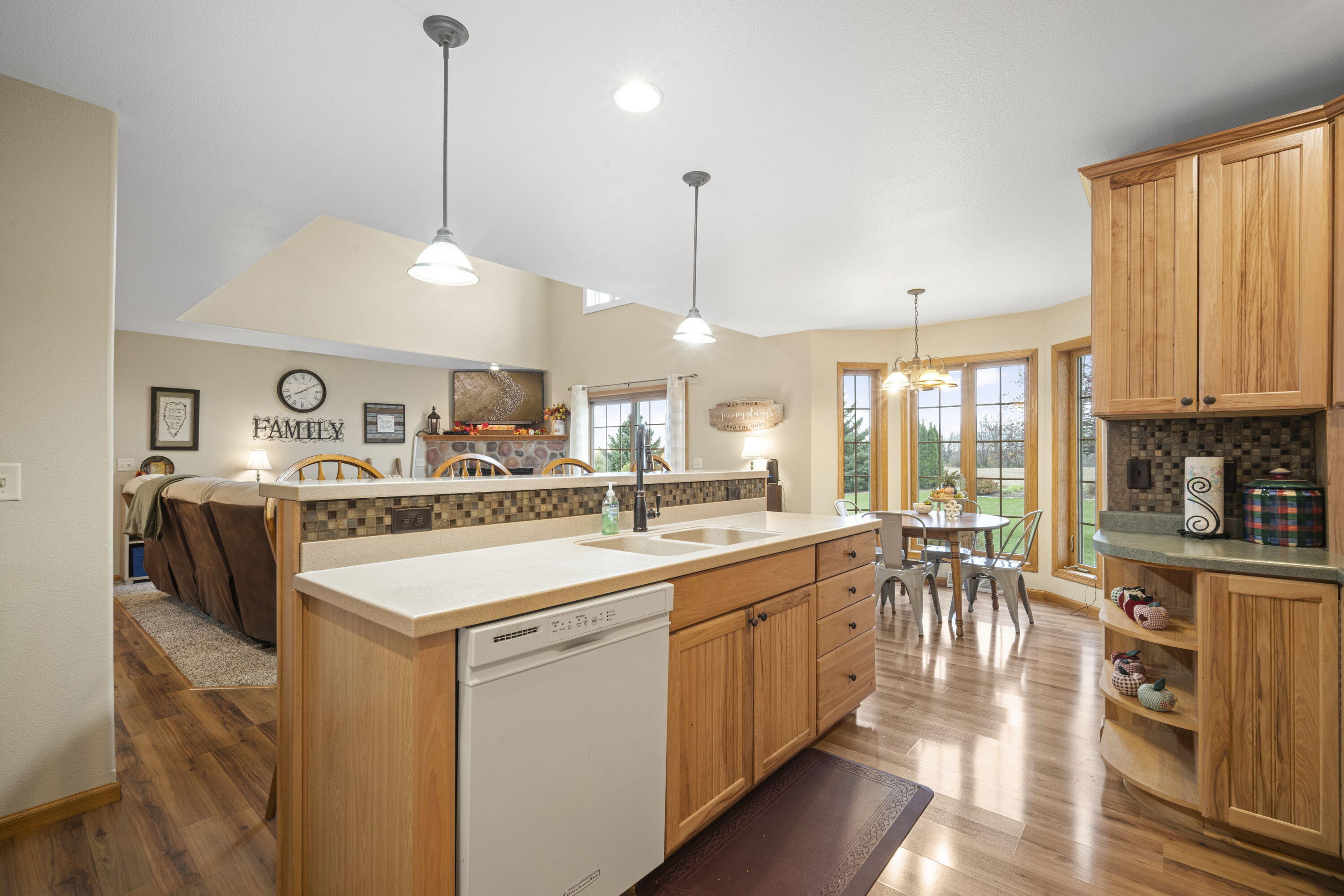 W2454 Timber Court Auburn, WI 53010 - Photo 9 of 31 Kitchen