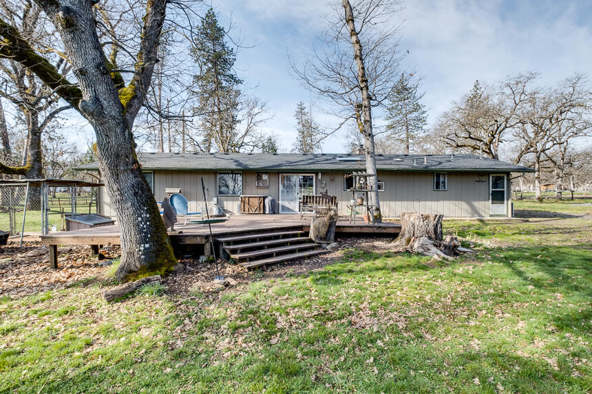 11284 Michael Road White City, OR 97503 - Photo 25 of 35 11284 Michael-29