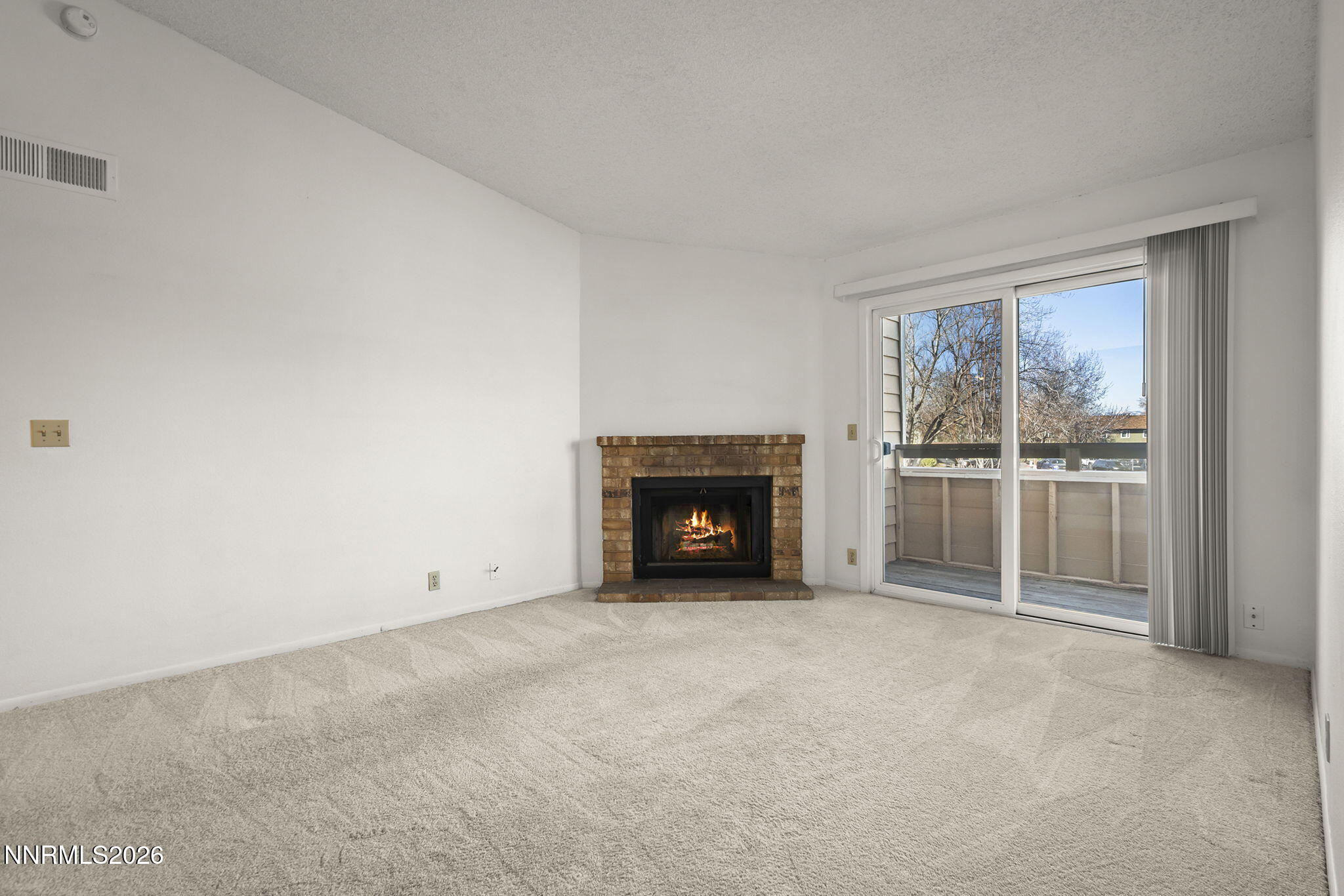 7680 Bluestone Drive Reno, NV 89511 - Photo 3 of 22 3-web-or-mls-_DSC0003