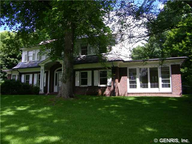 200 Fairport Road Pittsford, NY 14445 - Photo 1 of 1 Exterior Front