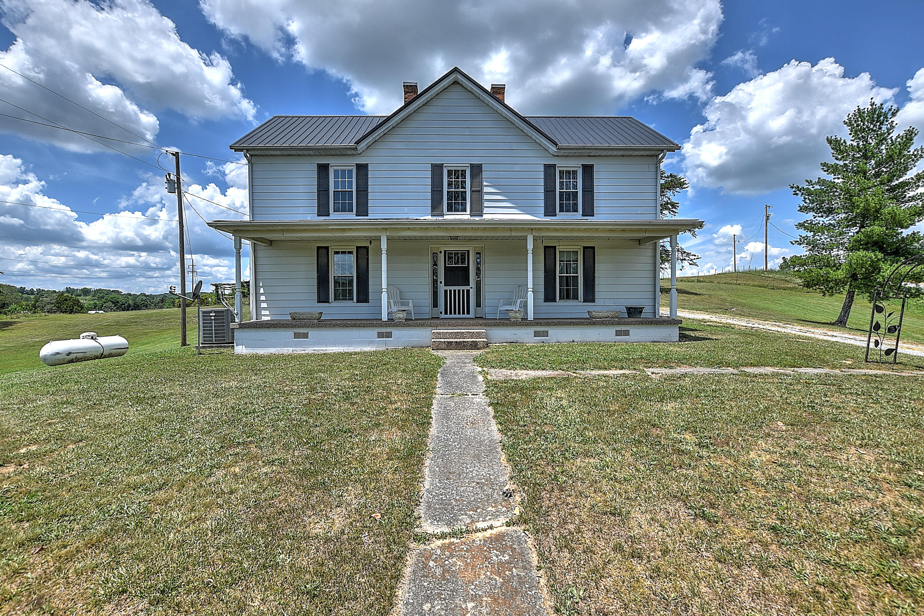 1060 Valleydale Road Mosheim, TN 37818 - Photo 3 of 36 1060 Valley Dale-3