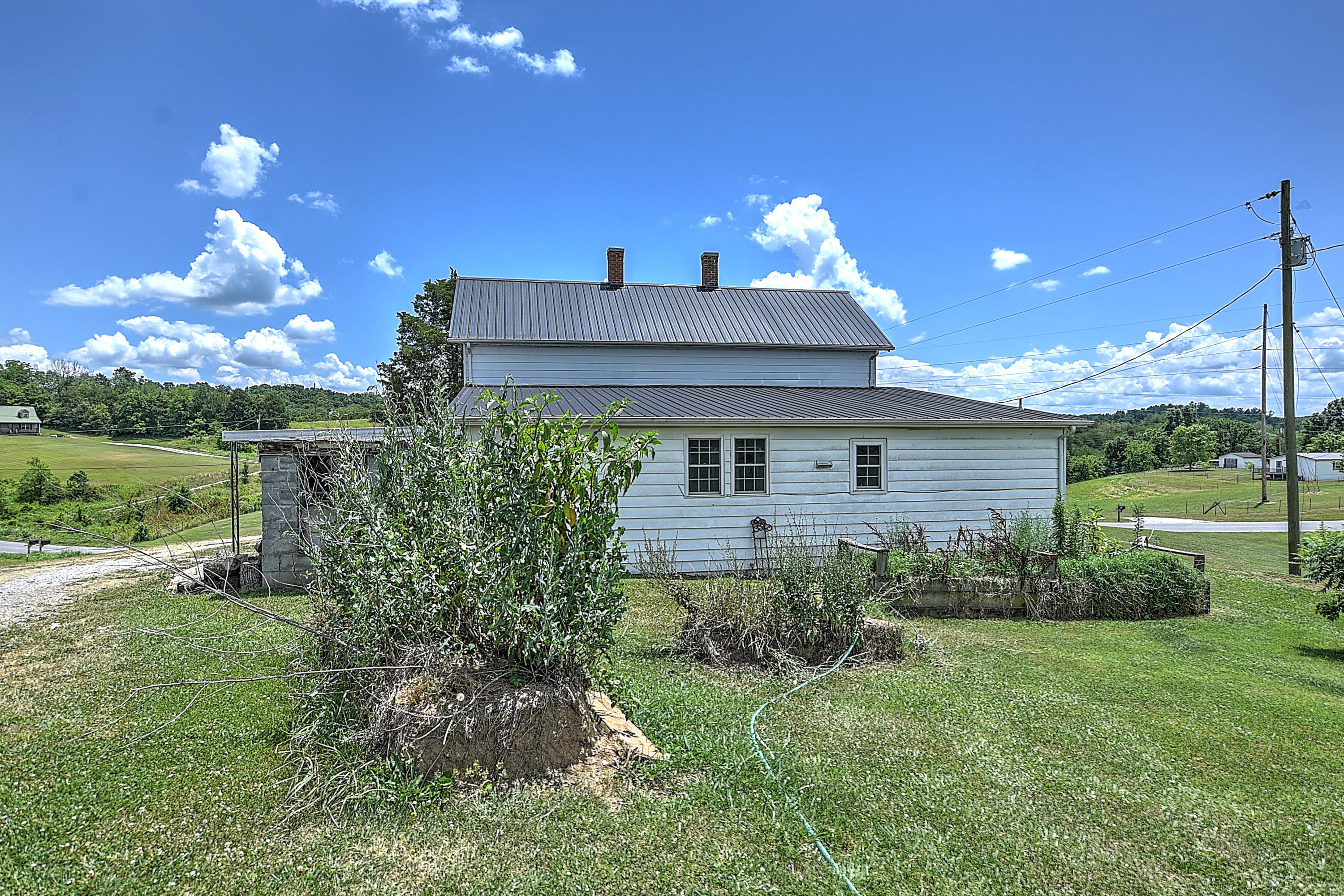 1060 Valleydale Road Mosheim, TN 37818 - Photo 32 of 36 1060 Valley Dale-32