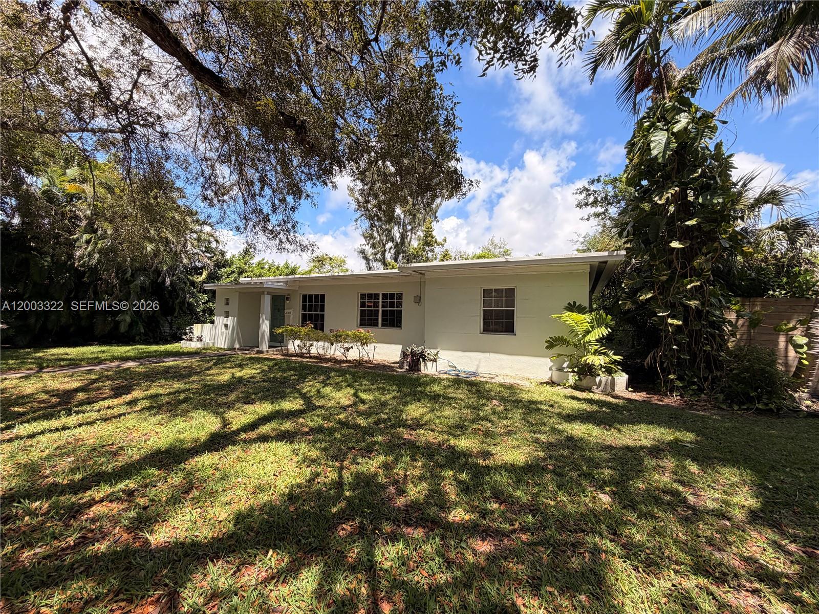 5765 Southwest 48th Street Miami, FL 33155 - Photo 3 of 7