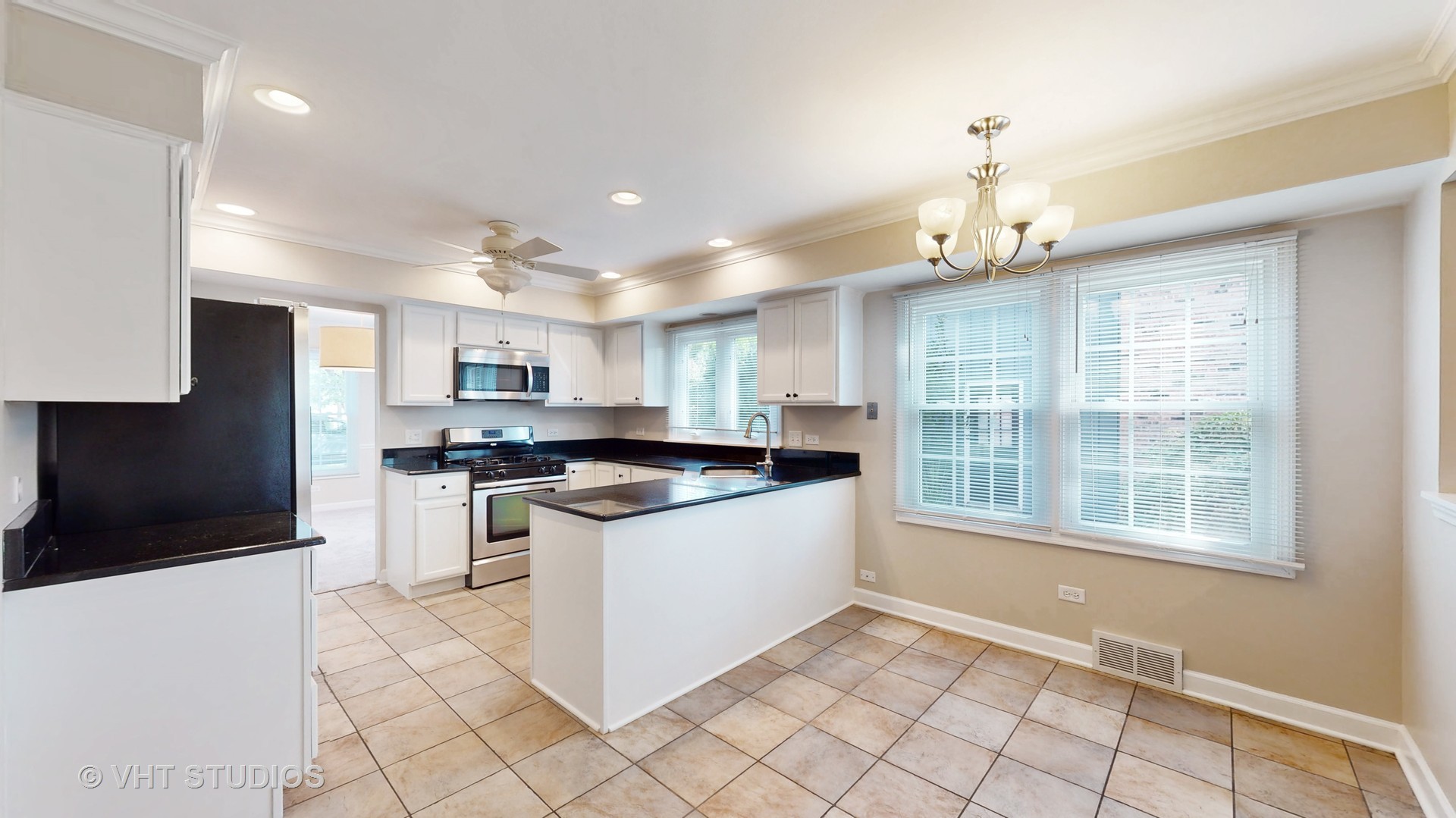 501 Providence Road Palatine, IL 60074 - Photo 12 of 43 Gallery Image 12