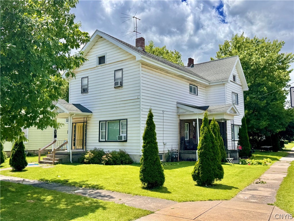 9 Cross Street Auburn, NY 13021 - Photo 2 of 14