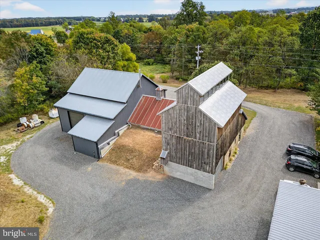 $1,195,000 | 464 Locust Lane, Littlestown, PA 17340