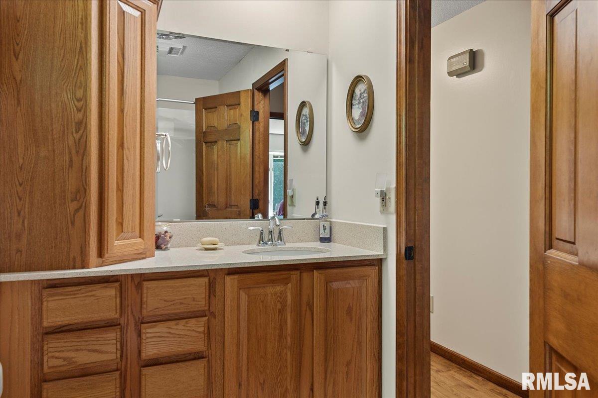 5860 State Rte 4 Springfield, IL 62711 - Photo 23 of 42 Gallery Image 23