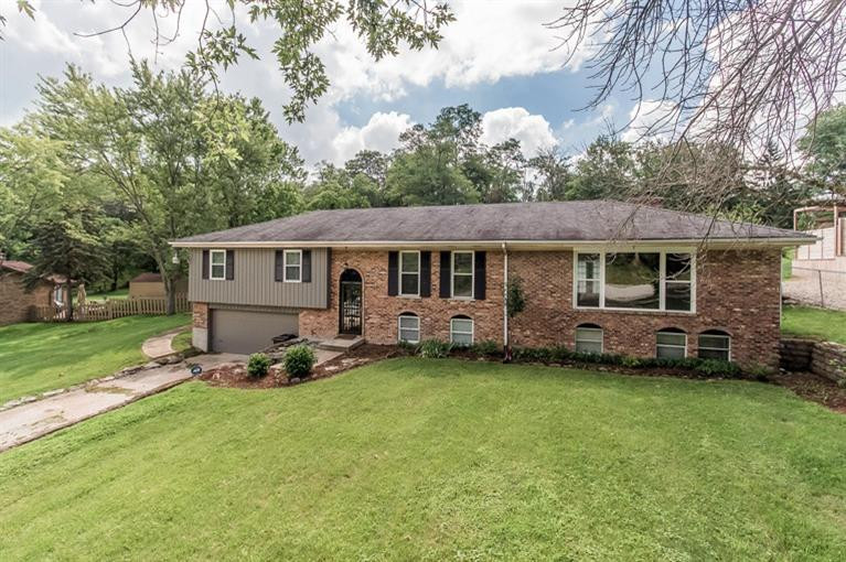 817 Dudley Road Fort Mitchell, KY 41017 - Photo 1 of 19