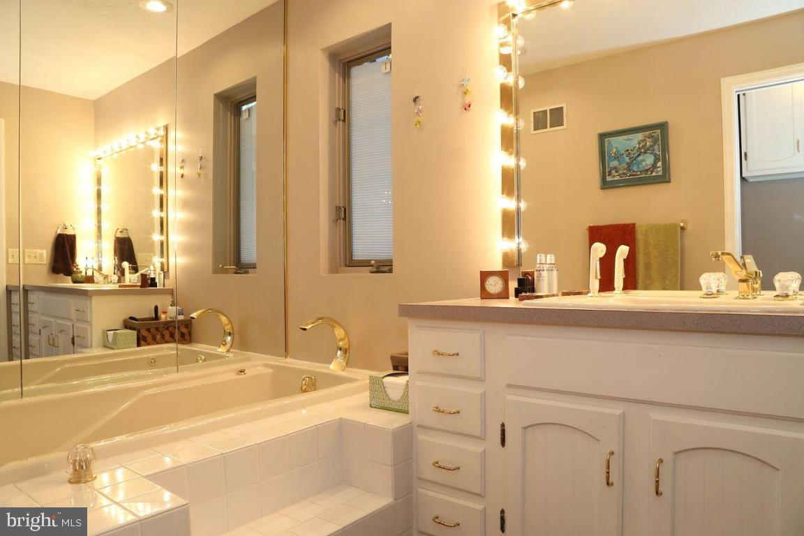 4125 Forrest Road Mount Joy, PA 17552 - Photo 17 of 24 Gallery Image 17